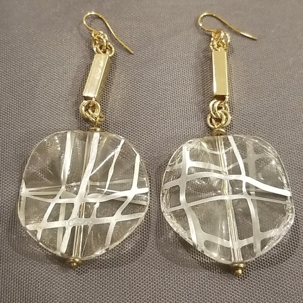 💕VANESSA MOONEY💕 Clear Acrylic Statement Earrings